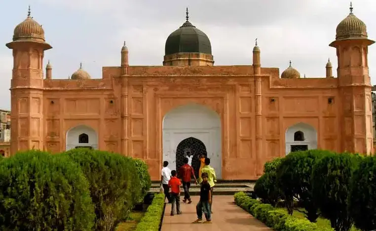 Top Ten Historic Places in Bangladesh