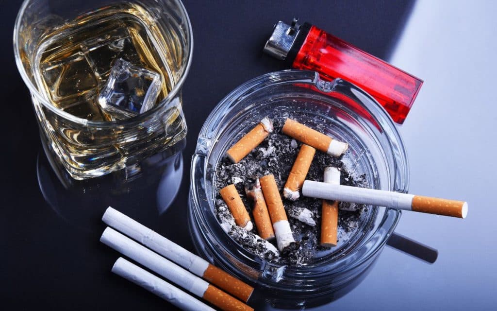 Bad effects of smoking paragraph for SSC HSC Degree Honours Masters